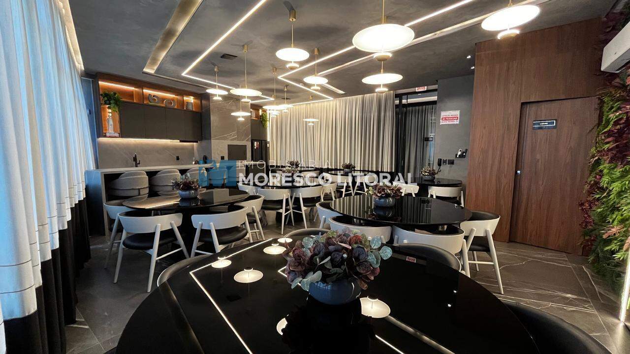 Apartamento à venda no Balneário Perequê: 