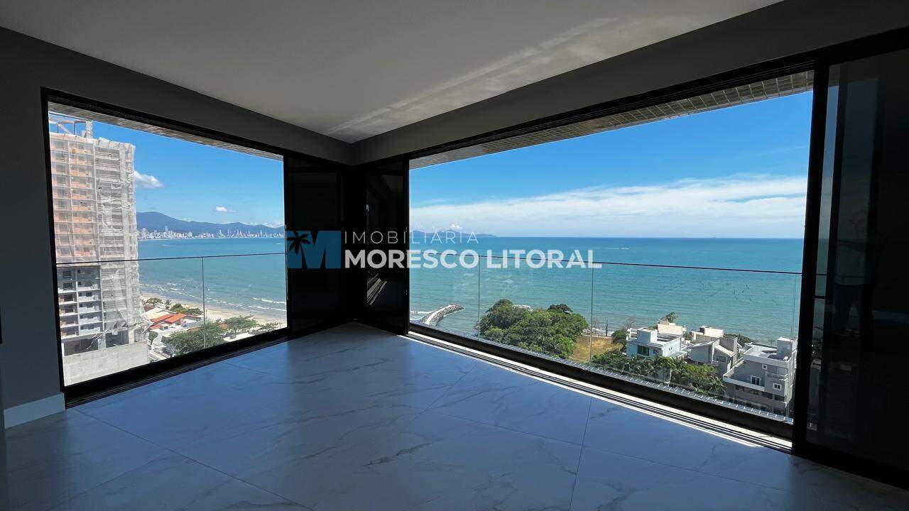 Apartamento à venda no Balneário Perequê: 