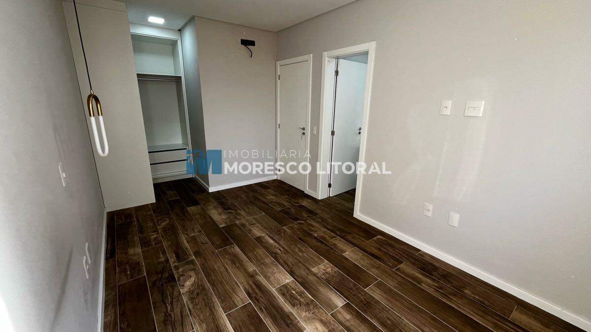 Apartamento à venda no Meia Peaia: 