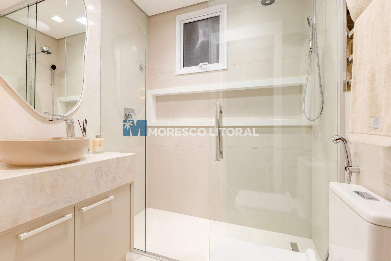 Apartamento à venda no Balneário Perequê: 