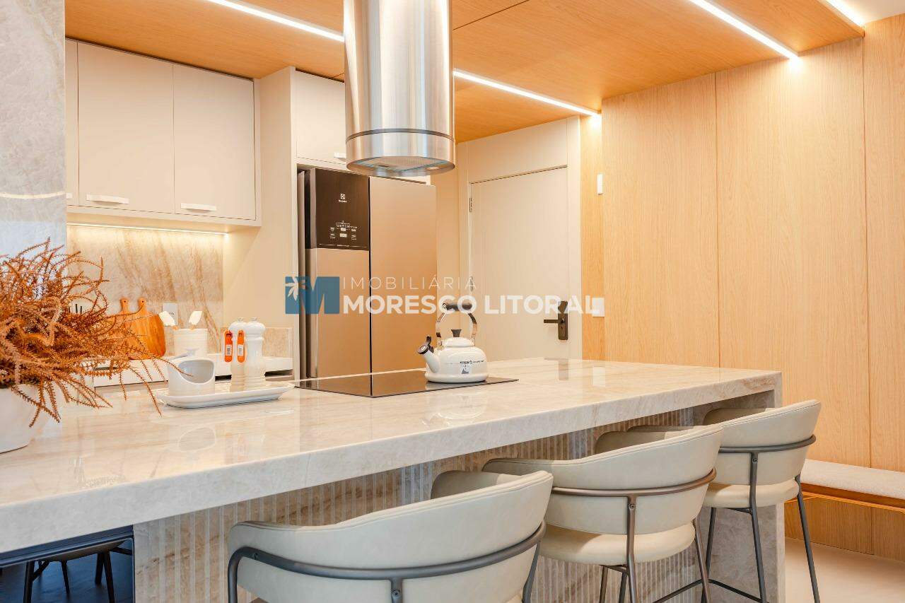 Apartamento à venda no Balneário Perequê: 