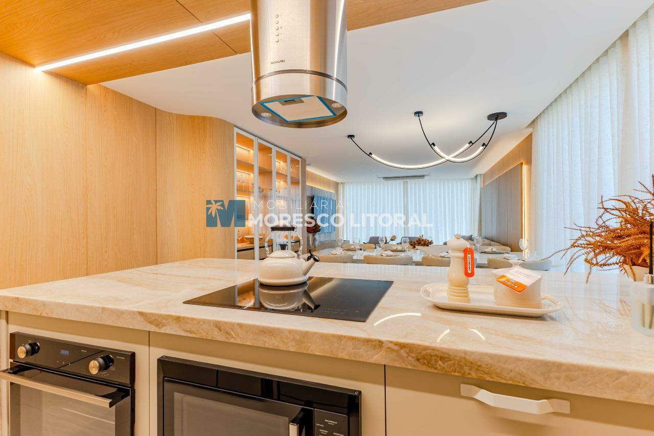 Apartamento à venda no Balneário Perequê: 