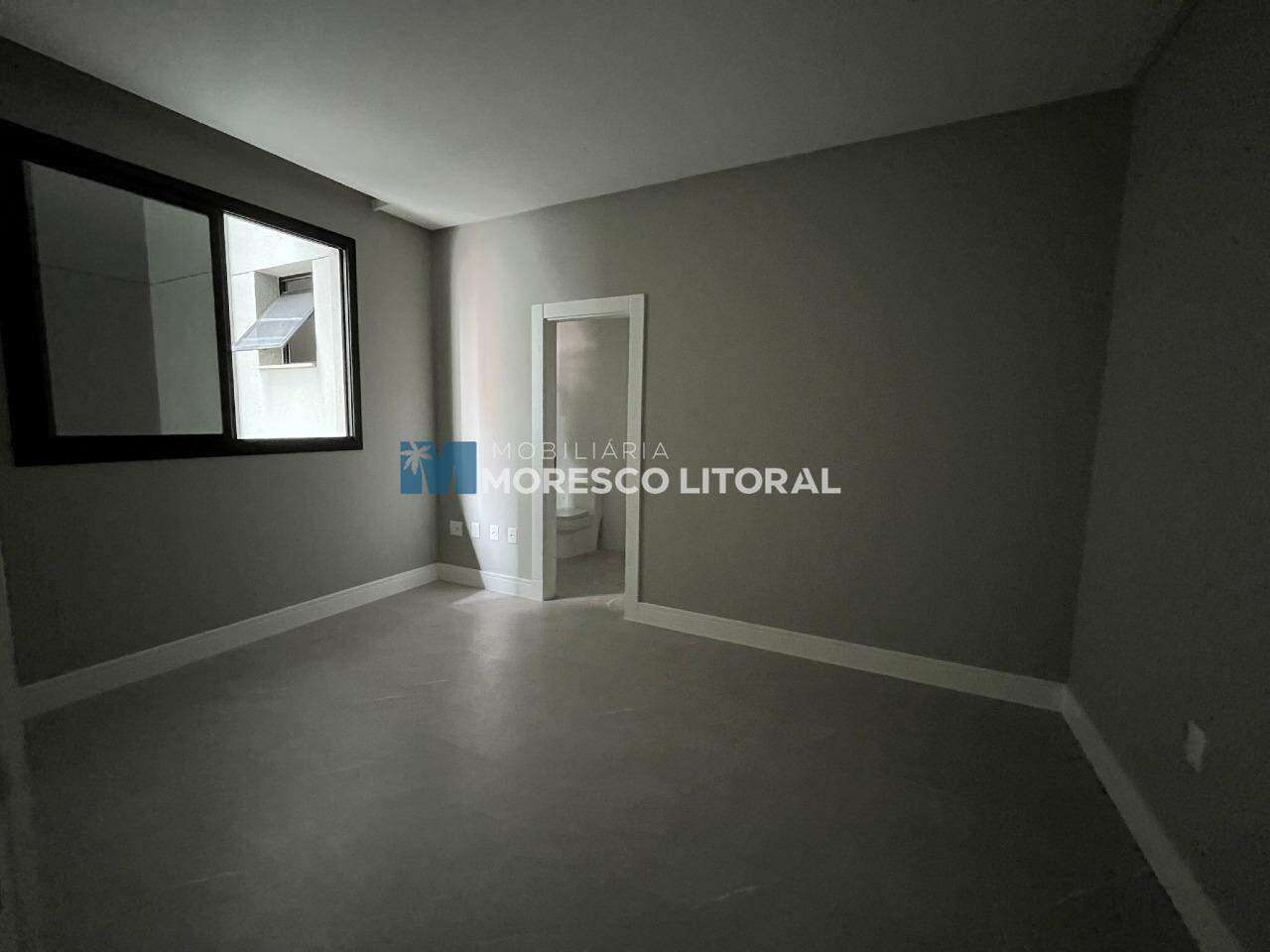 Apartamento à venda no Balneário Perequê: 