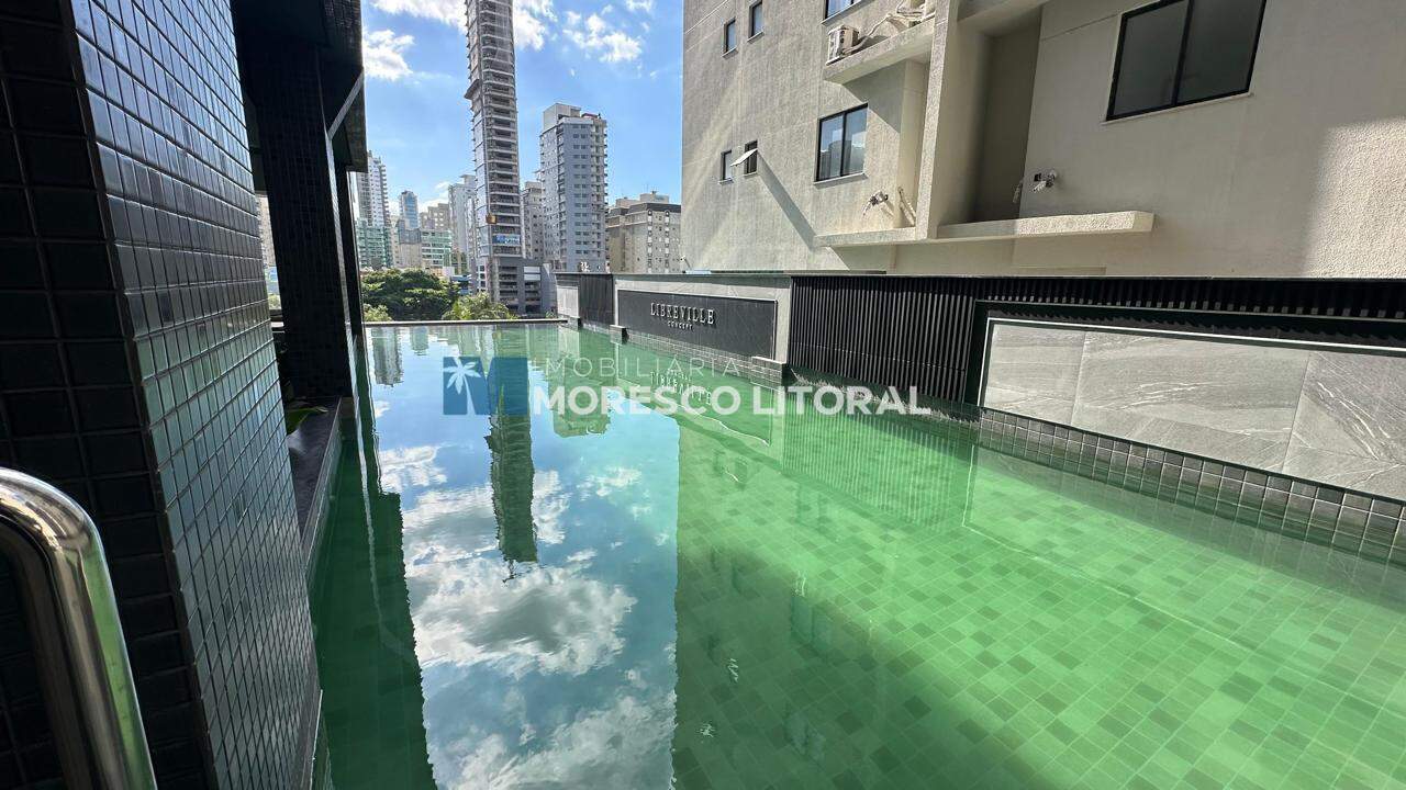 Apartamento à venda no Balneário Perequê: 
