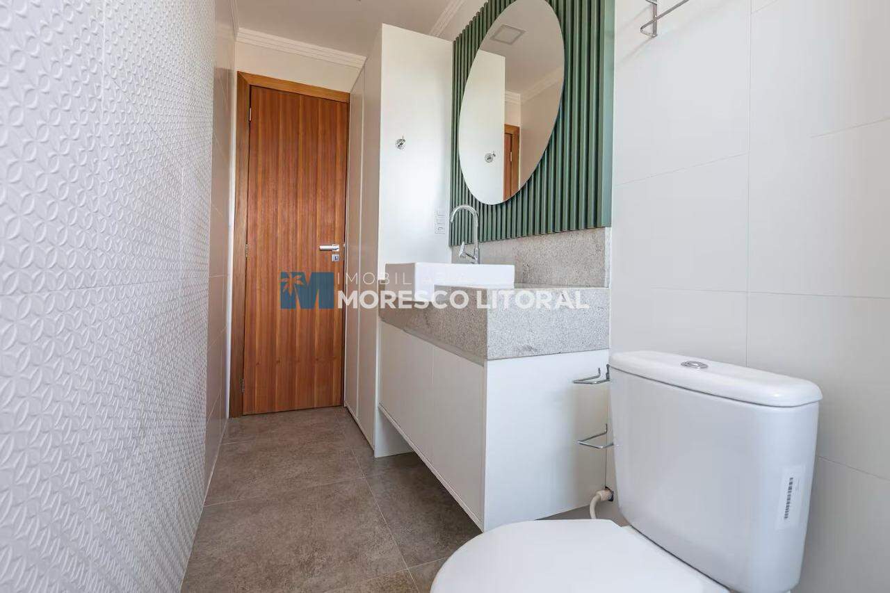 Apartamento à venda no Balneário Piçarras : 