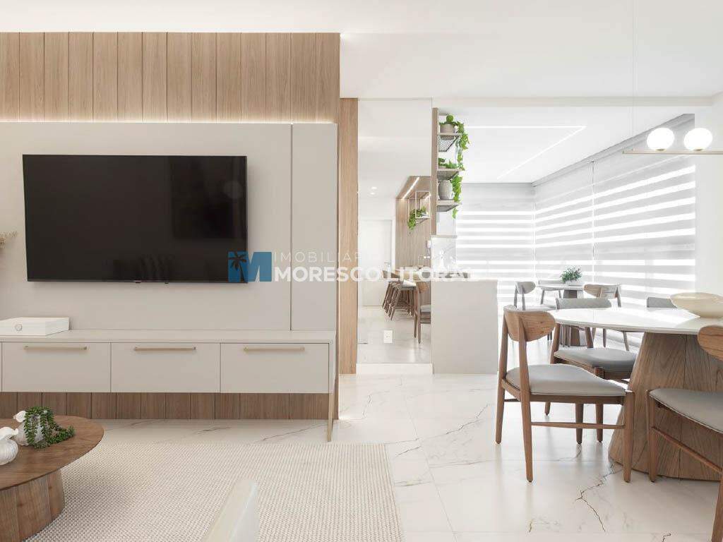 Apartamento à venda no Meia Praia: 