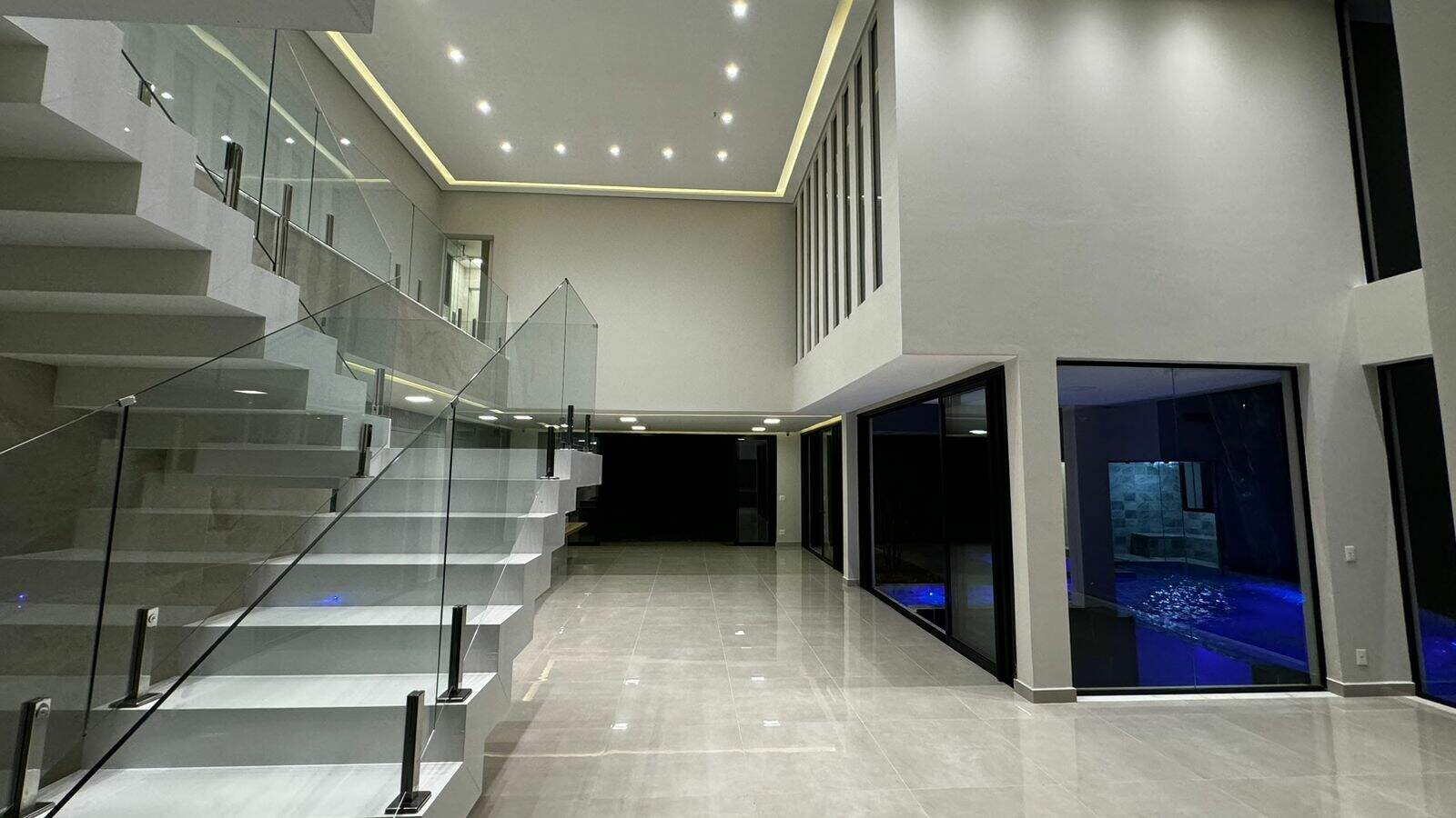 Casa à venda no Alphaville: 