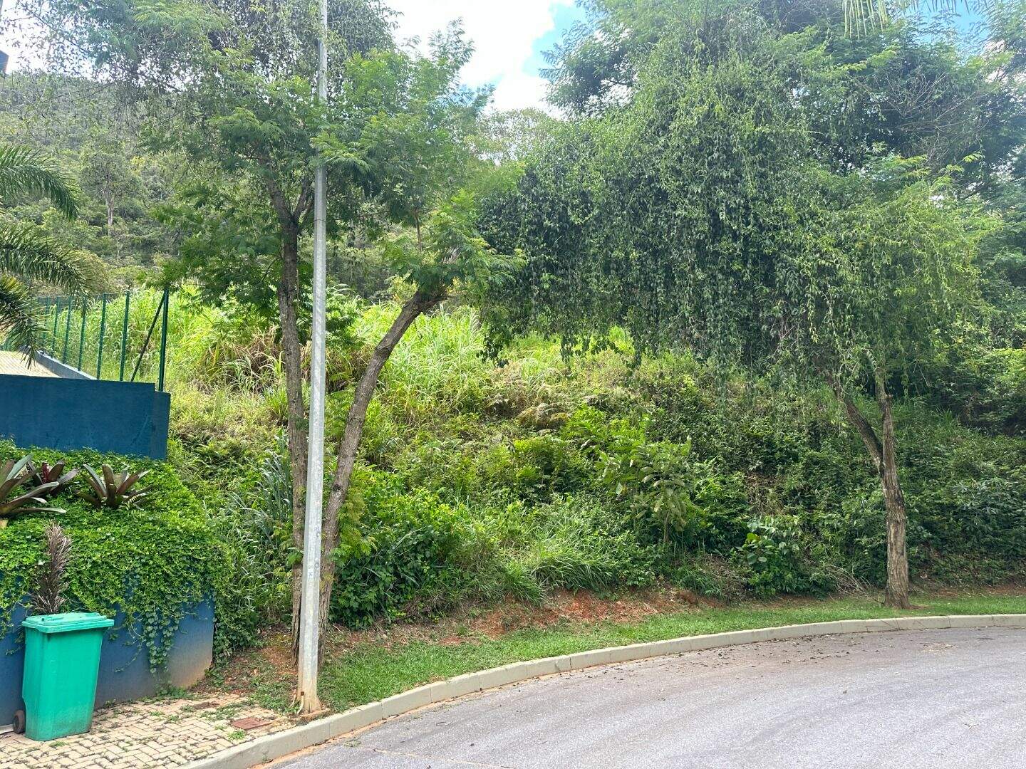 Terreno à venda no Condomínio Quintas do Sol: 