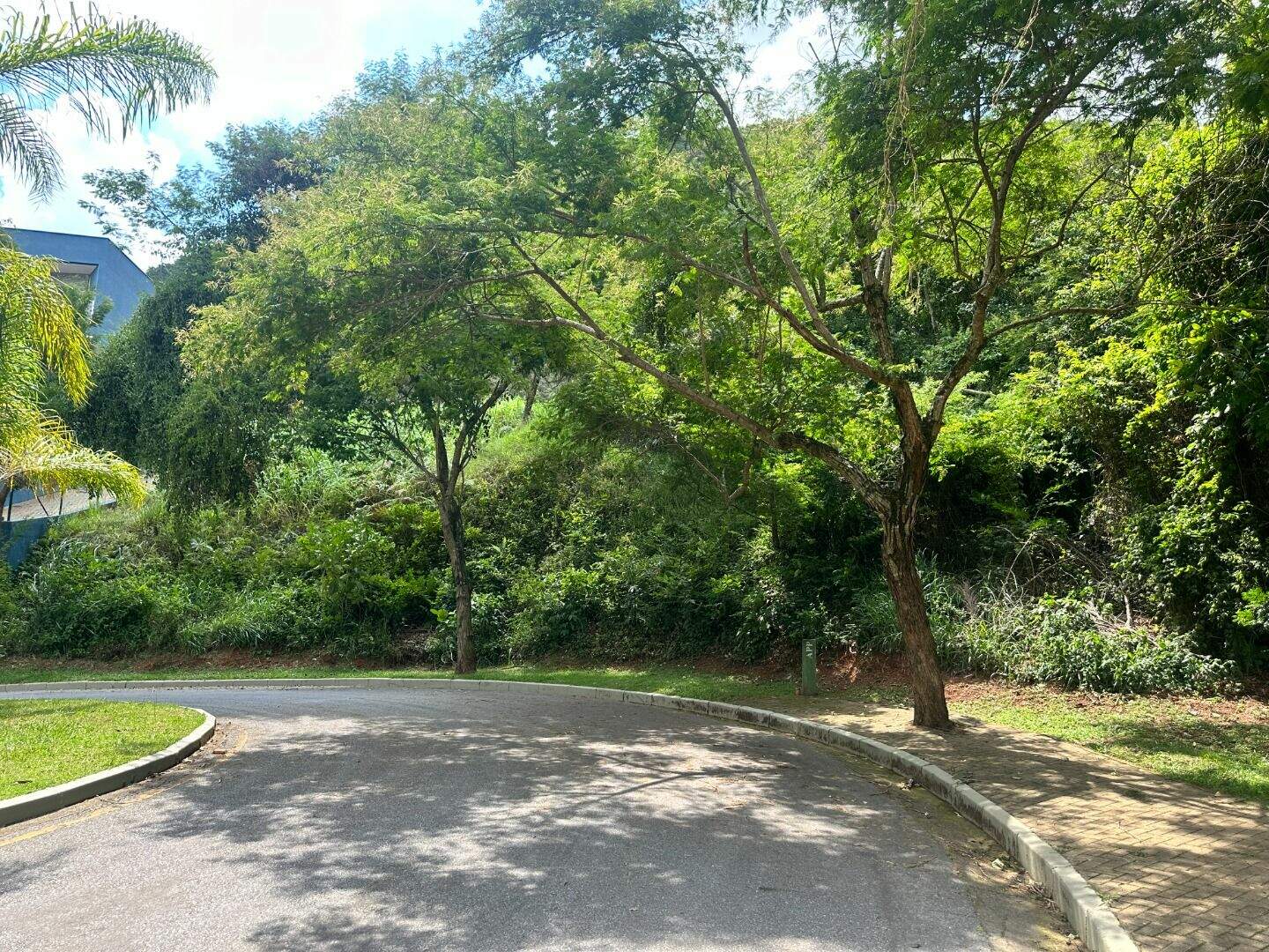 Terreno à venda no Condomínio Quintas do Sol: 