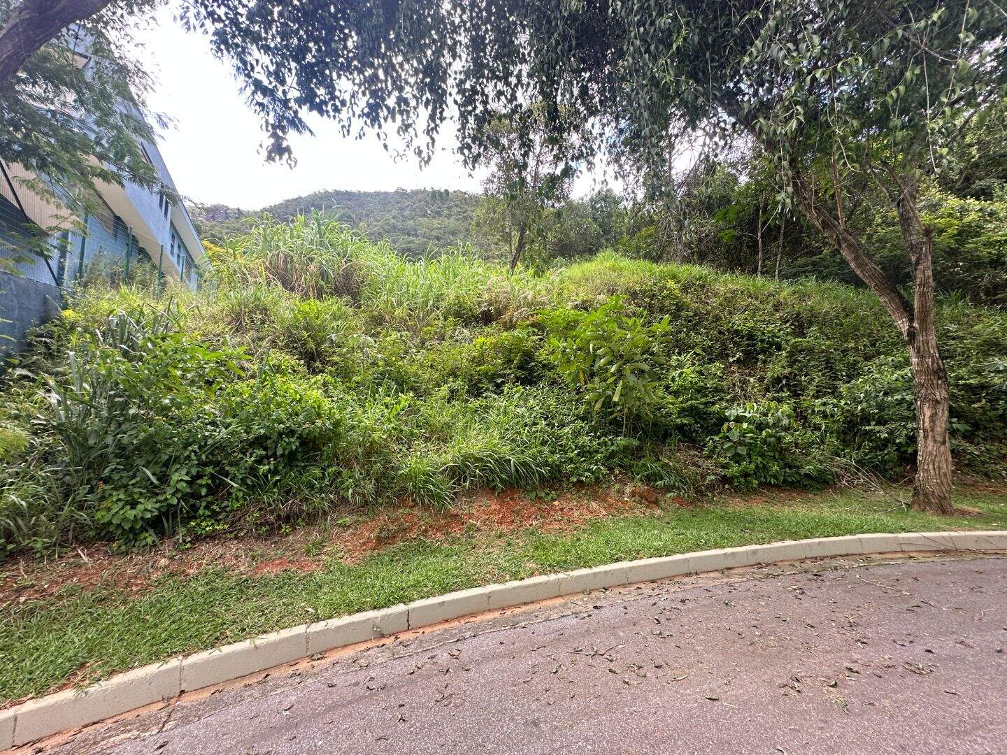 Terreno à venda no Condomínio Quintas do Sol: 