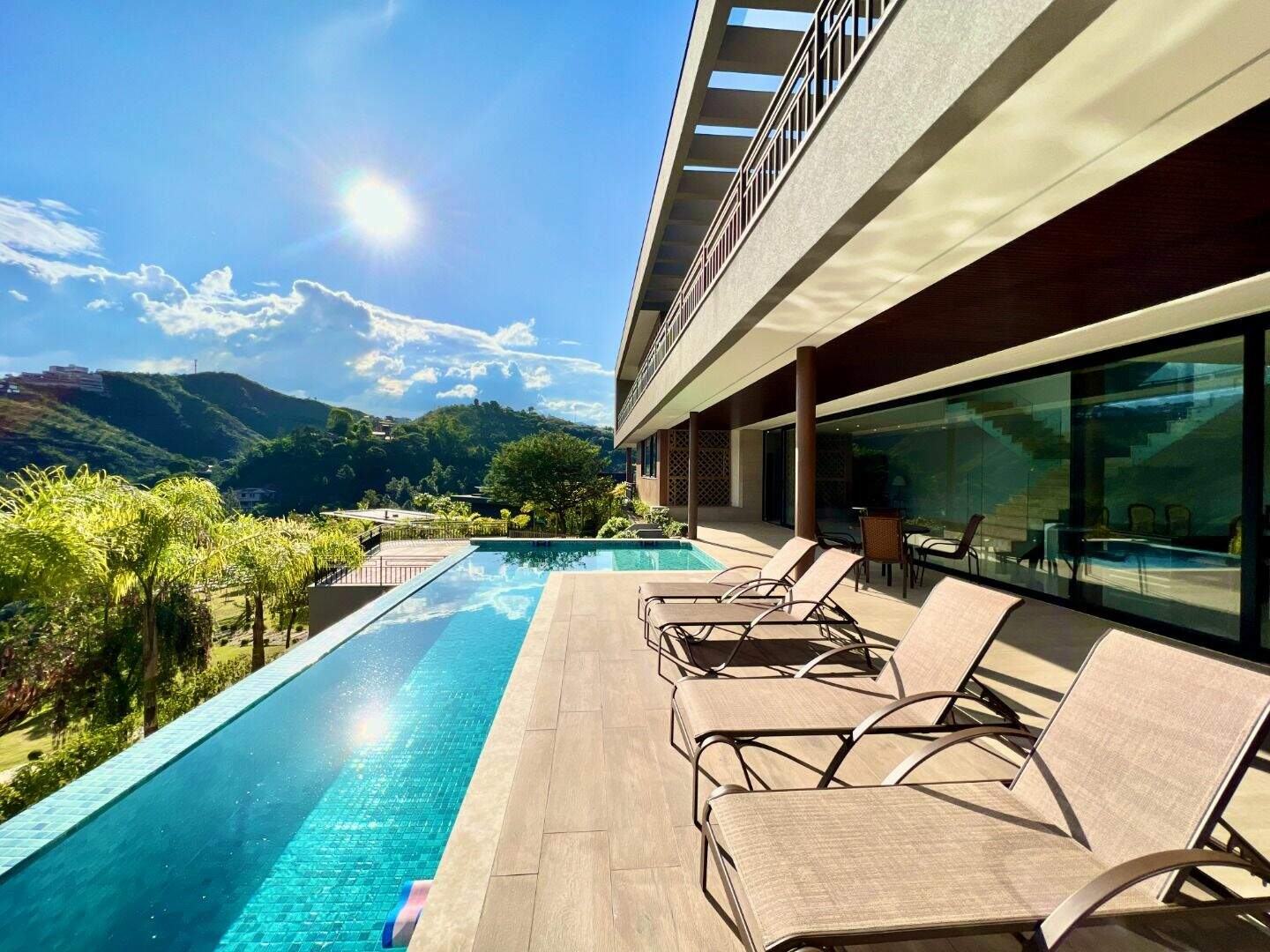 Casa à venda no Vale dos Cristais: 