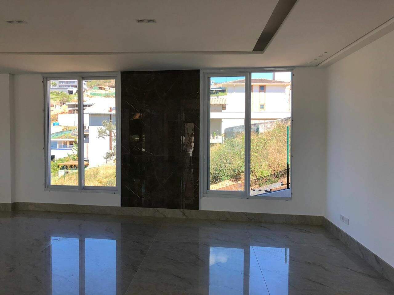 Casa à venda no Vale dos Cristais: 