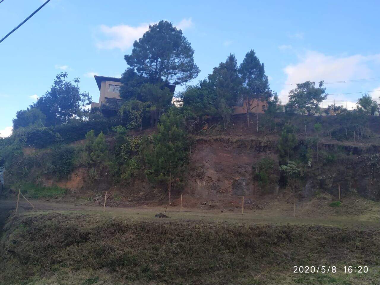 Terreno à venda no Vila Castela: 