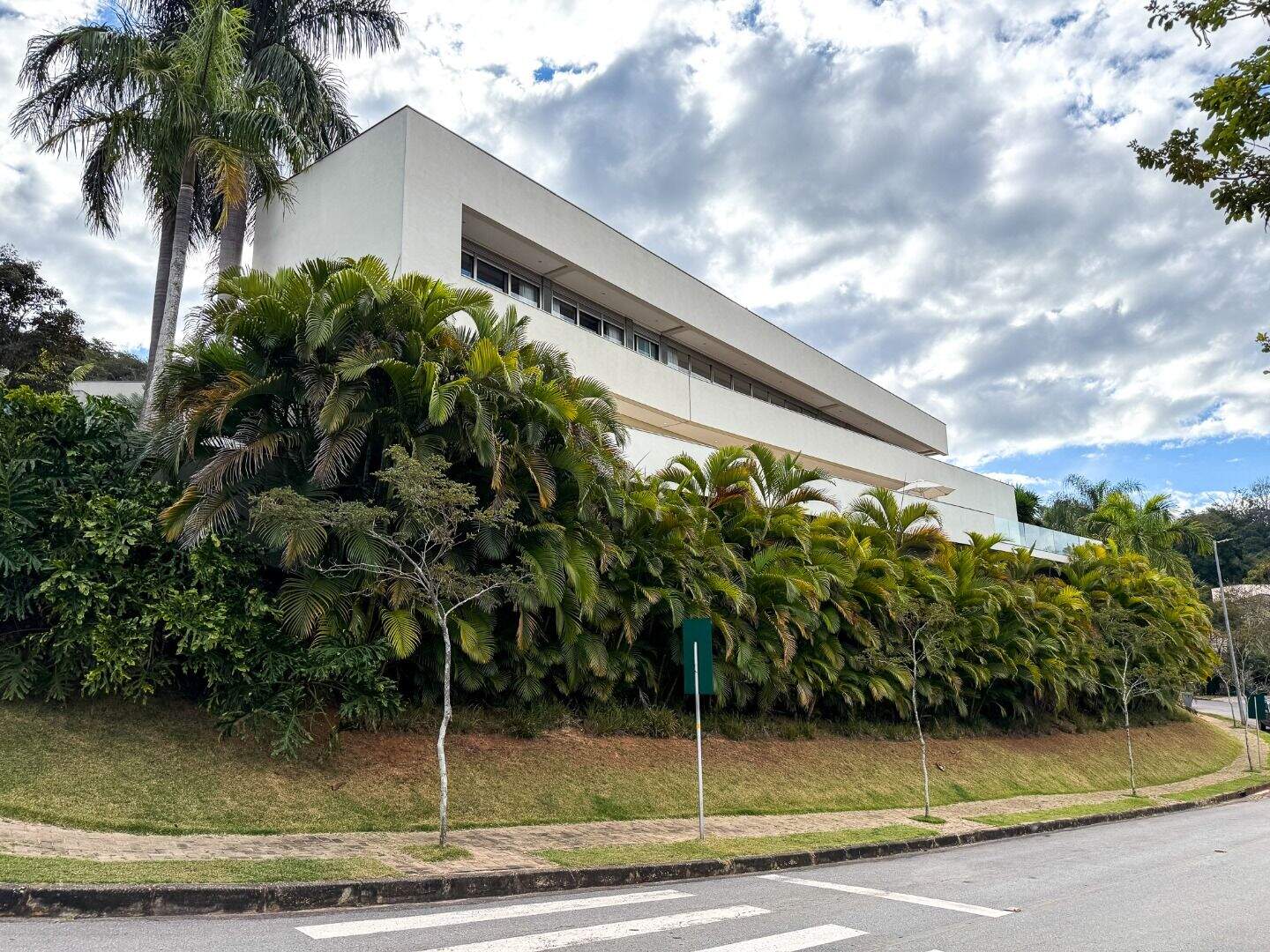 Casa à venda no Jardim Serrano: 