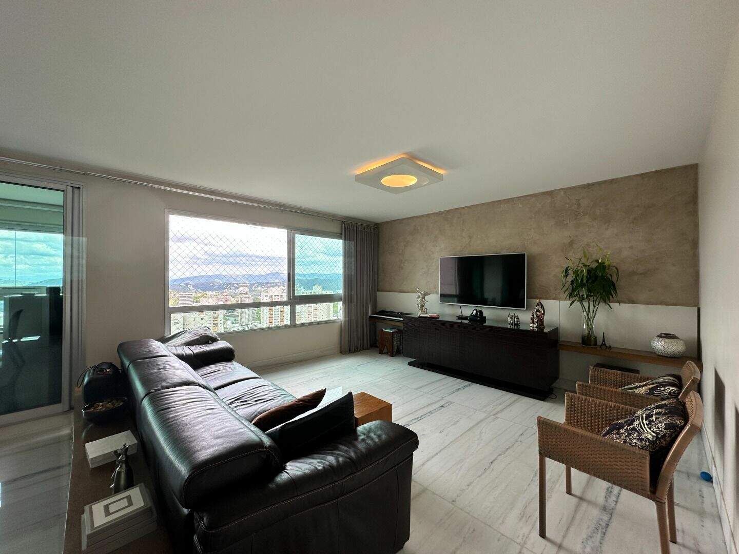 Apartamento à venda no Vila da Serra: 