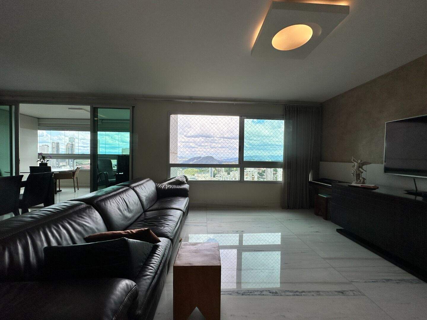 Apartamento à venda no Vila da Serra: 