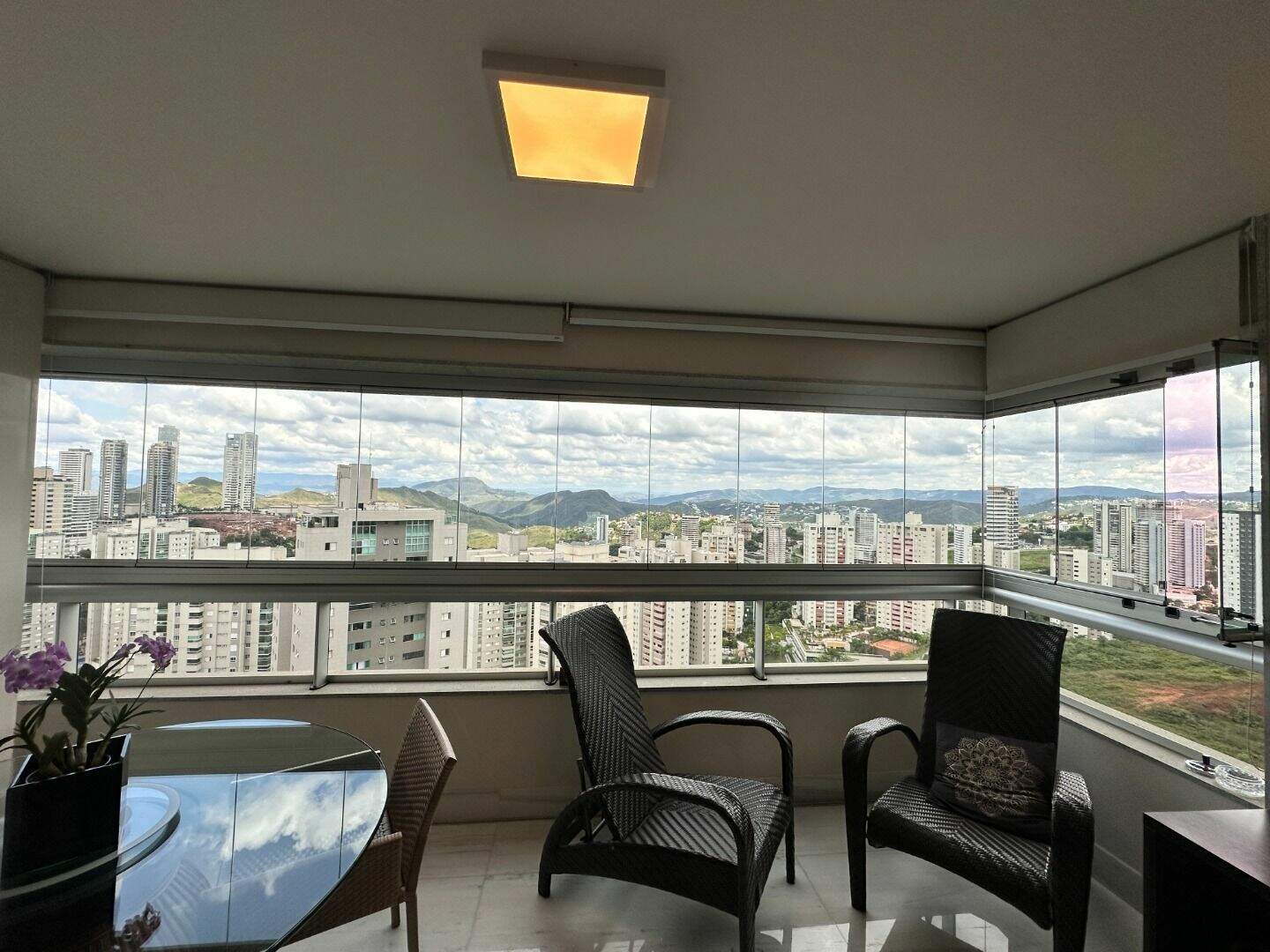 Apartamento à venda no Vila da Serra: 