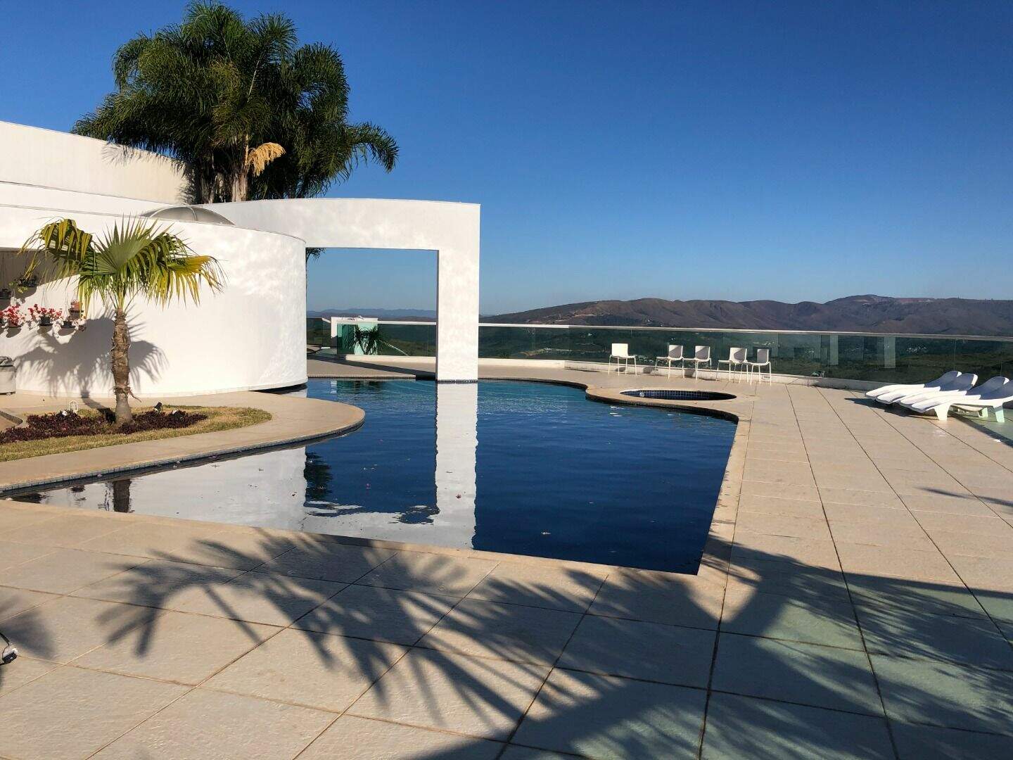 Casa à venda no Vale dos Cristais: 