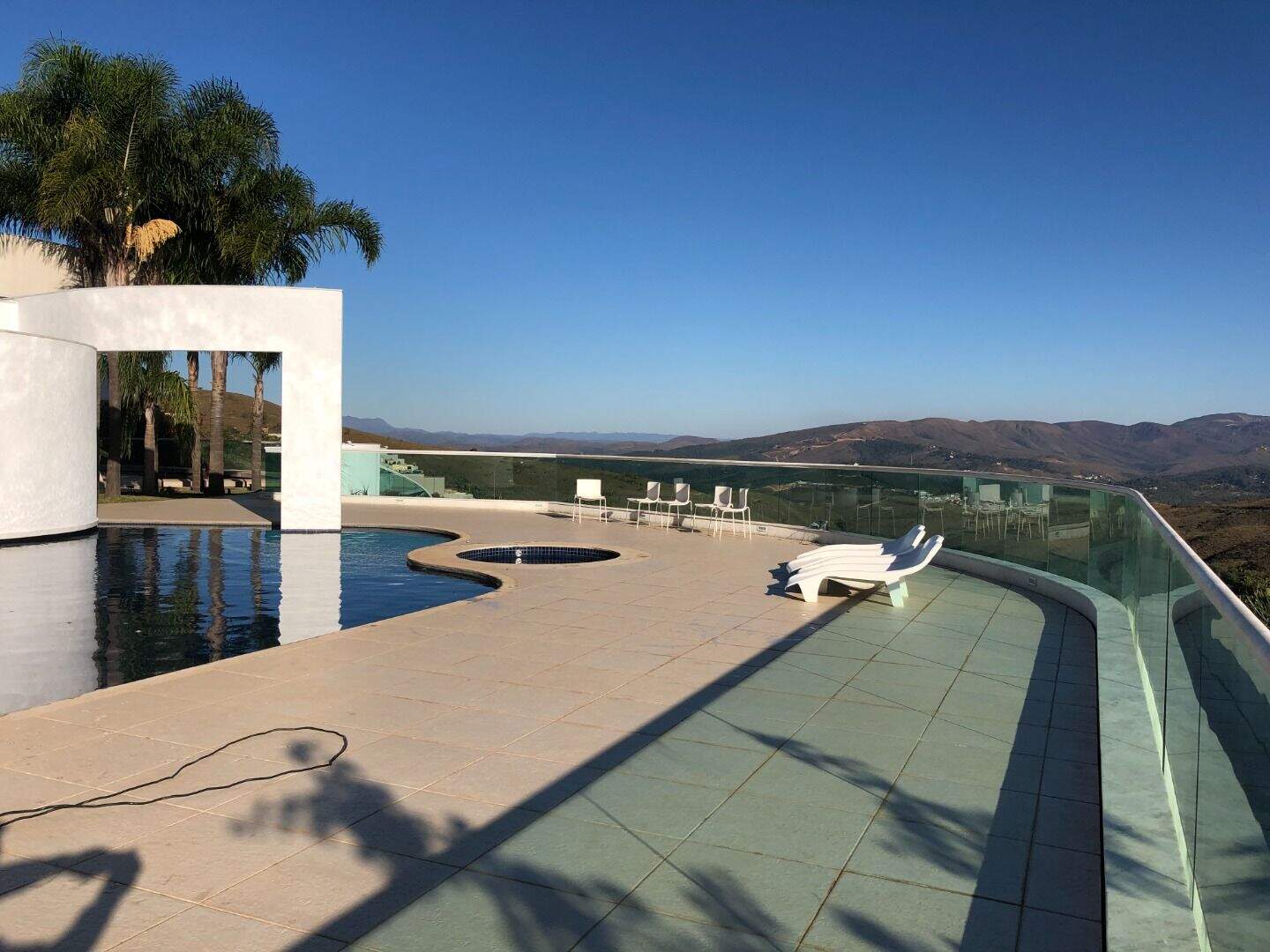 Casa à venda no Vale dos Cristais: 