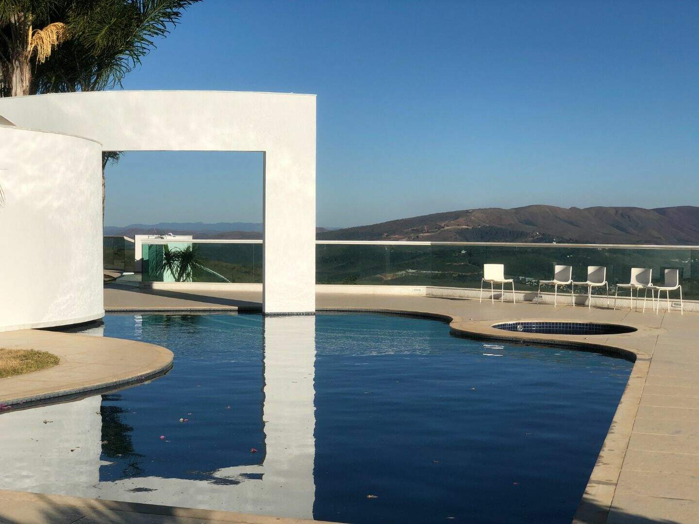 Casa à venda no Vale dos Cristais: 