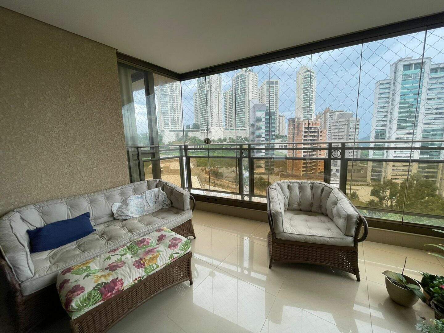 Apartamento à venda no Vila da Serra: 