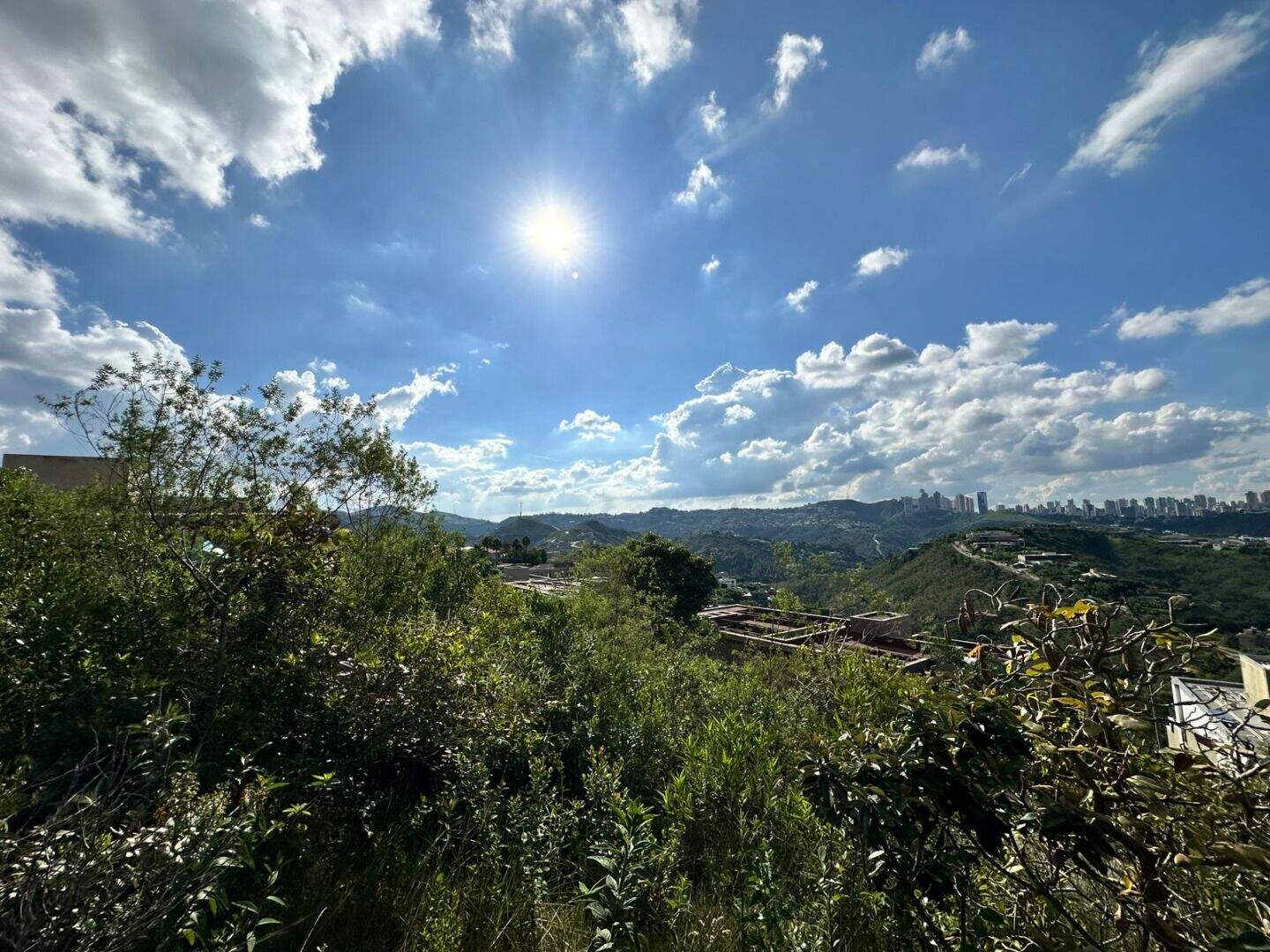 Terreno à venda no Vale dos Cristais: 