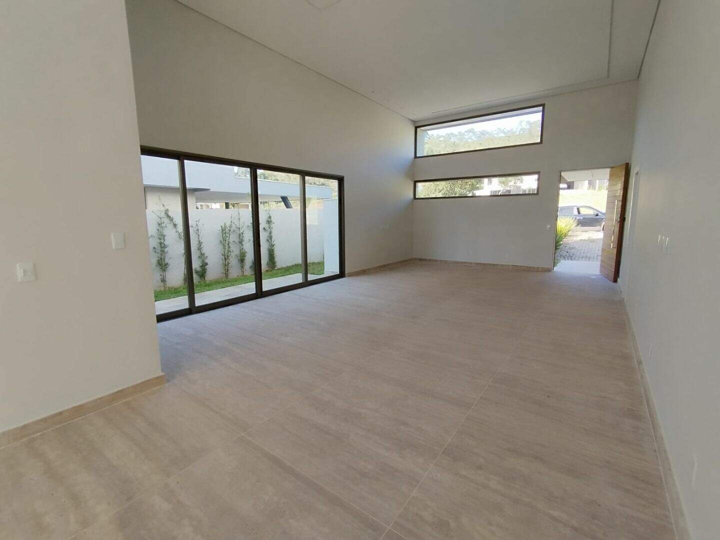 Casa à venda no Alphaville - Lagoa dos Ingleses: 