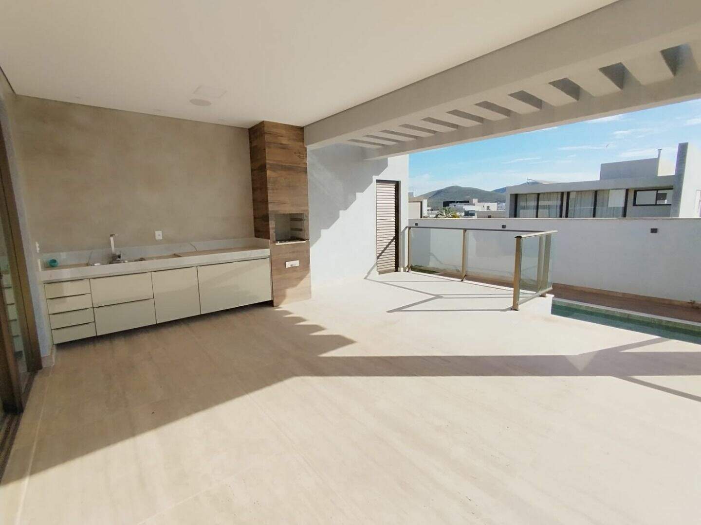 Casa à venda no Alphaville - Lagoa dos Ingleses: 