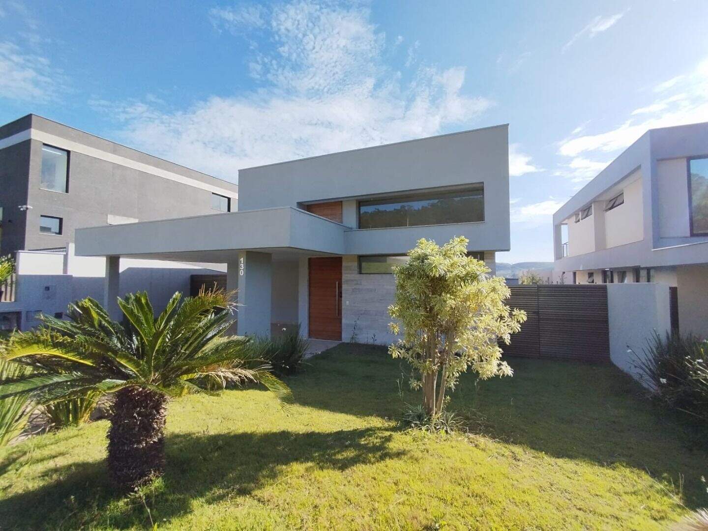 Casa à venda no Alphaville - Lagoa dos Ingleses: 