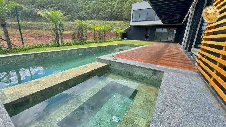 Casa à venda no Alphaville - Lagoa dos Ingleses: 