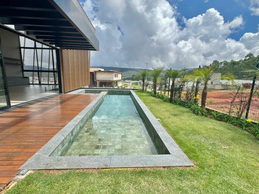 Casa à venda no Alphaville - Lagoa dos Ingleses: 