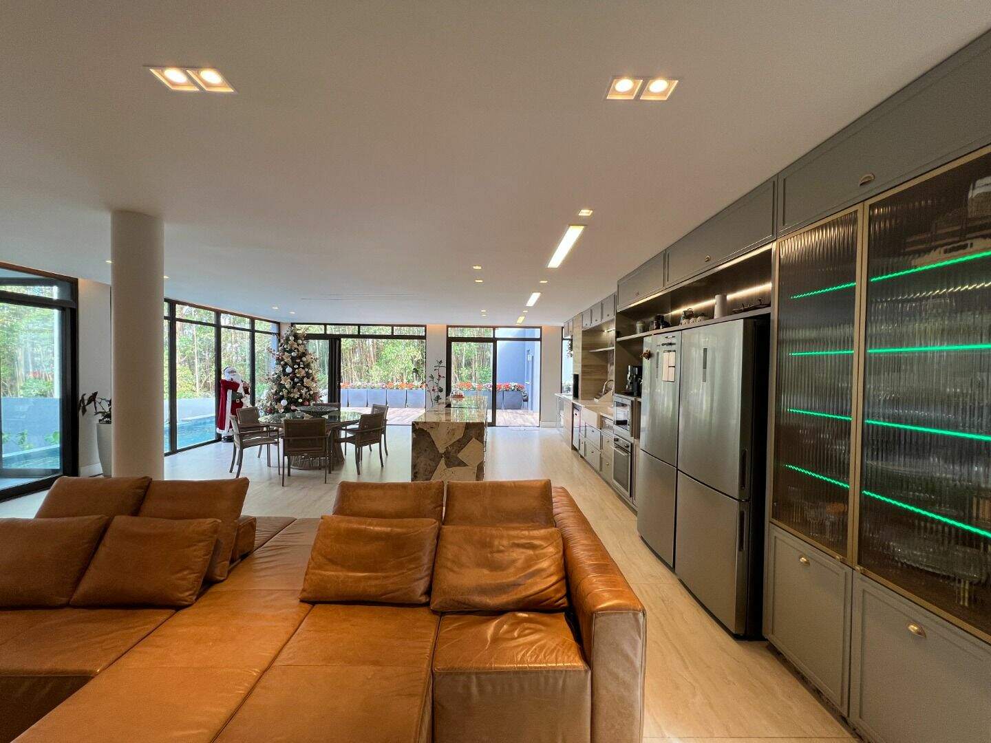 Casa à venda no Alphaville - Lagoa dos Ingleses: 