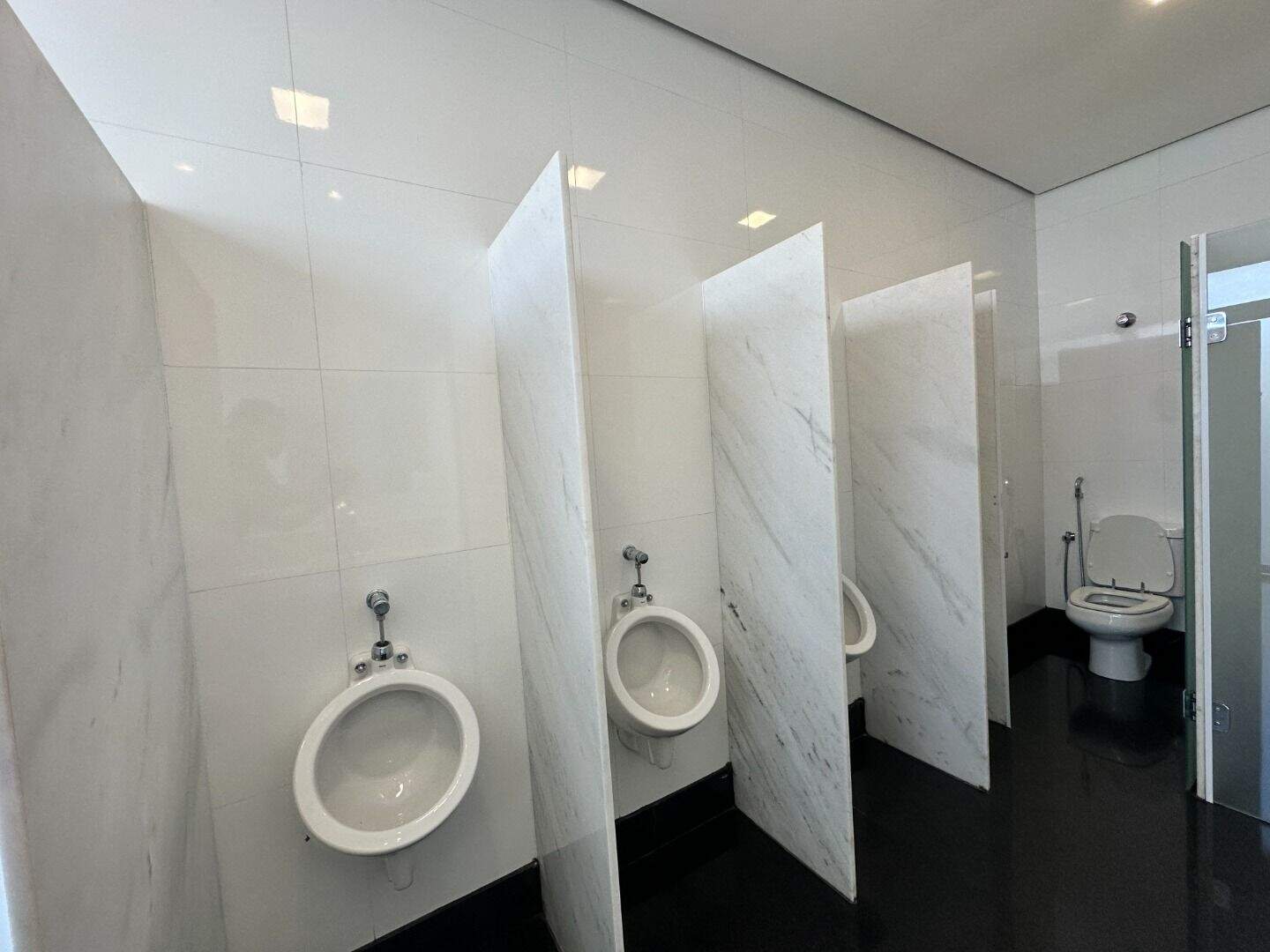 Casa à venda no Condomínio Village Terrasse: 