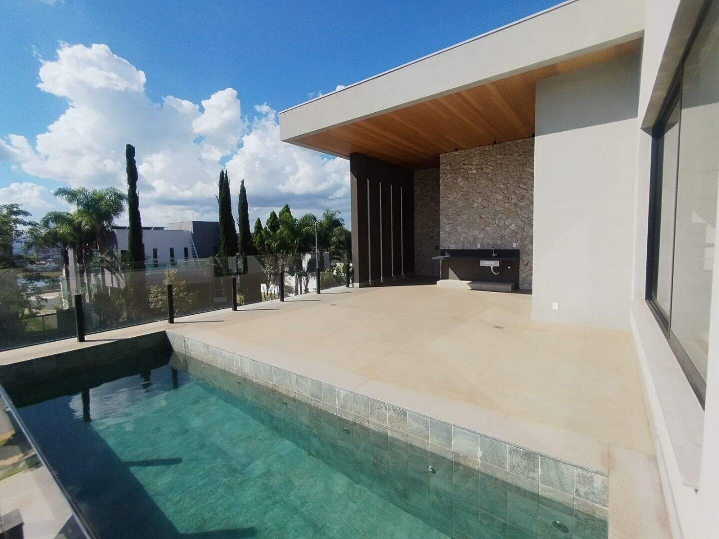 Casa à venda no Alphaville - Lagoa dos Ingleses: 