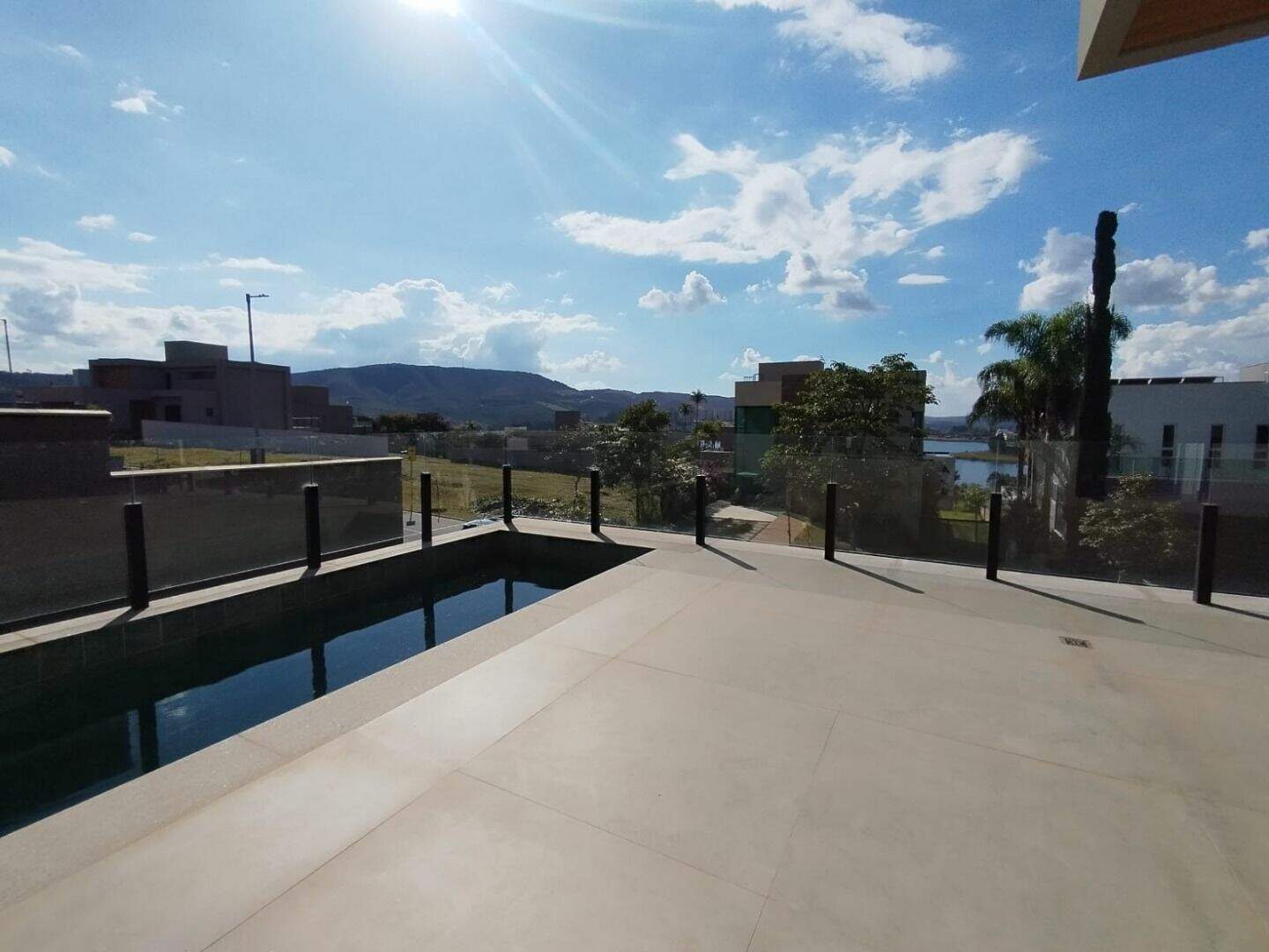 Casa à venda no Alphaville - Lagoa dos Ingleses: 