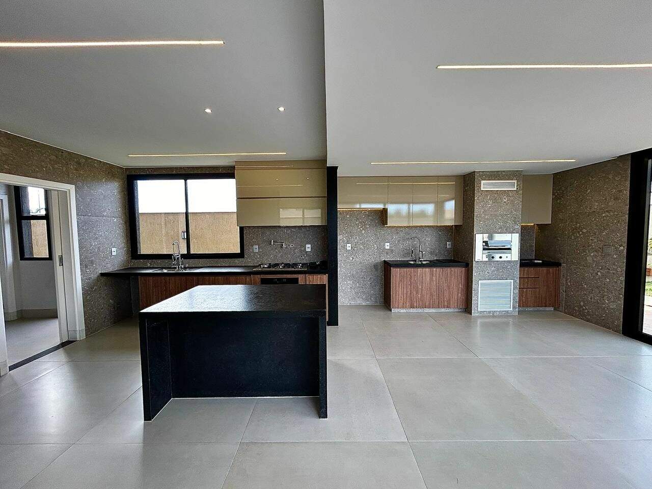 Casa à venda no Alphaville - Lagoa dos Ingleses: 