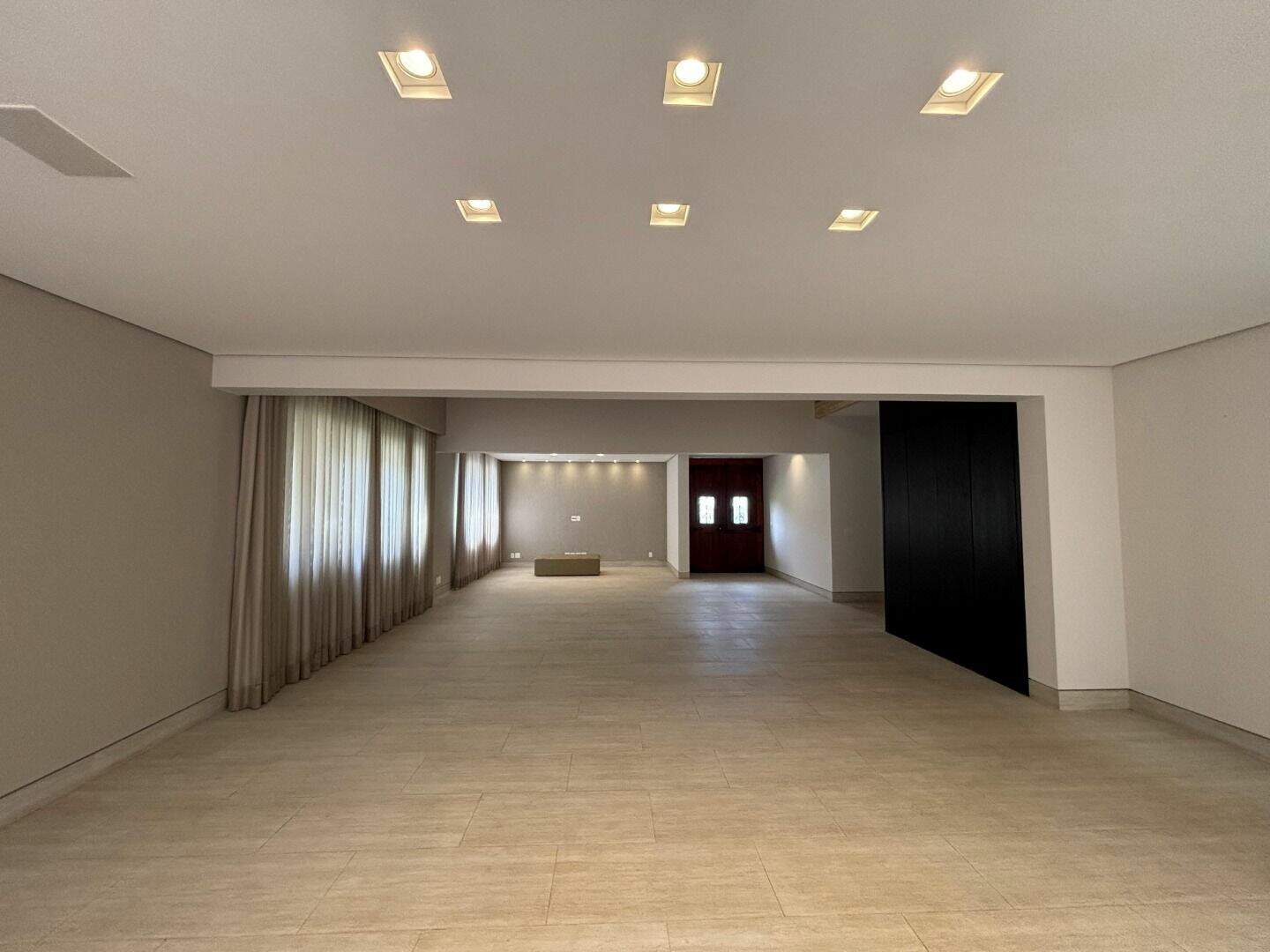 Casa à venda no Alphaville - Lagoa dos Ingleses: 