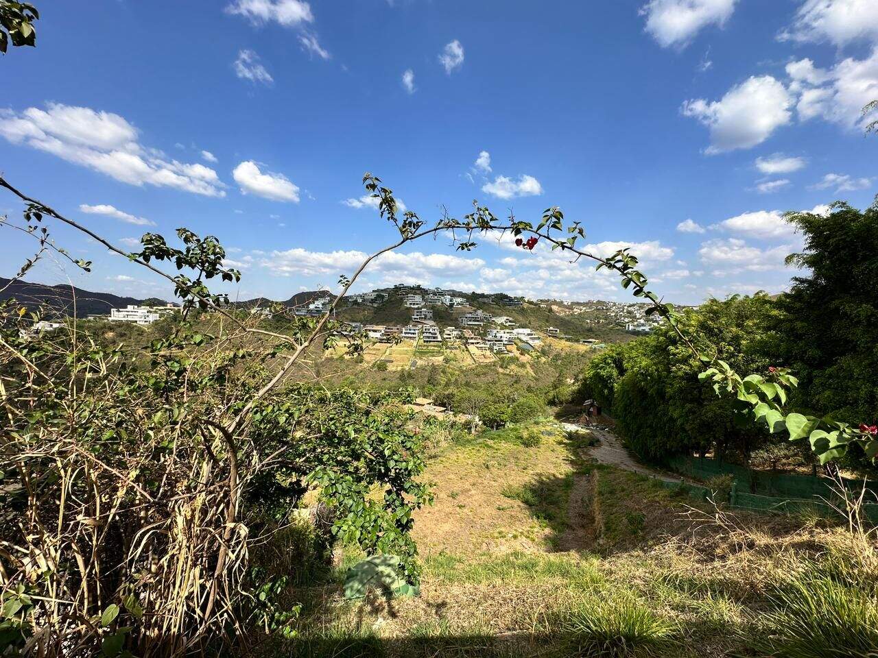 Terreno à venda no Vila Del Rey: 
