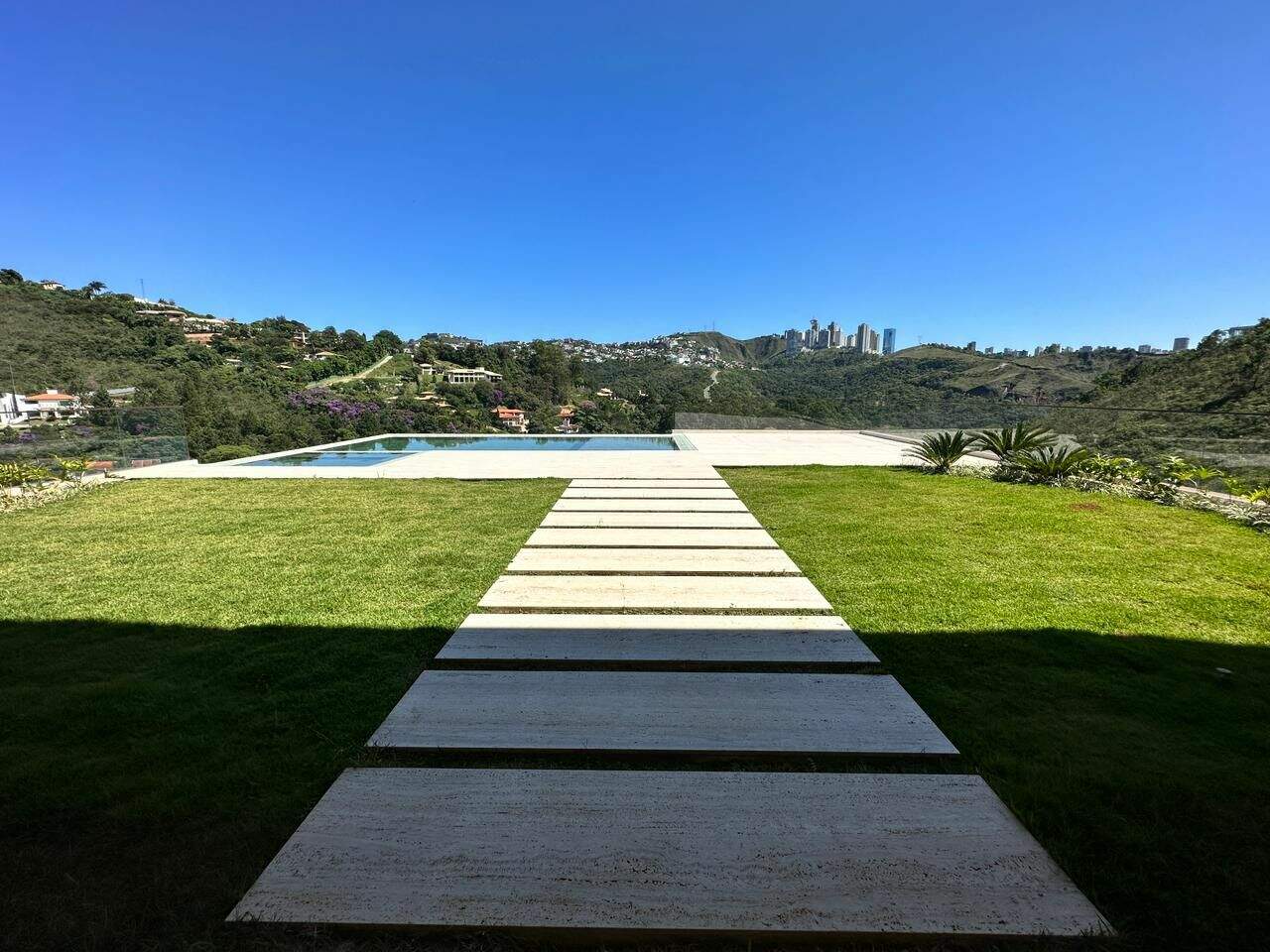 Casa à venda no Vale dos Cristais: 