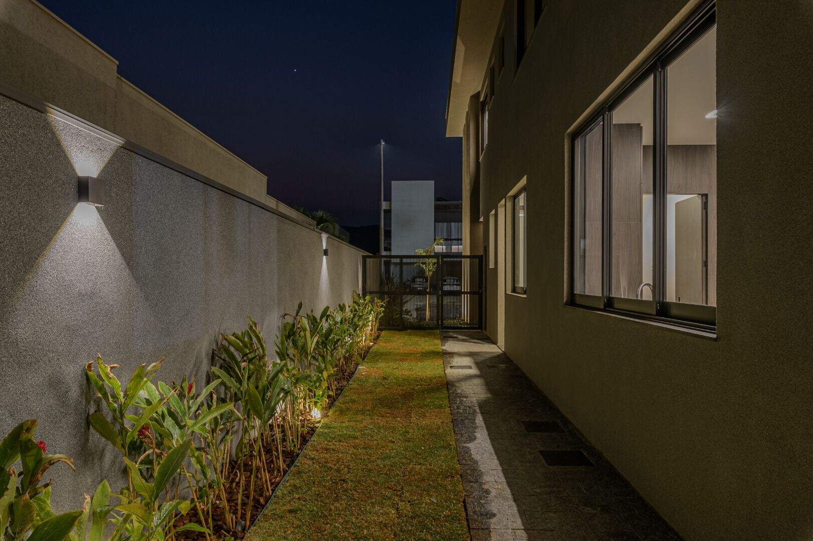 Casa à venda no Alphaville - Lagoa dos Ingleses: 