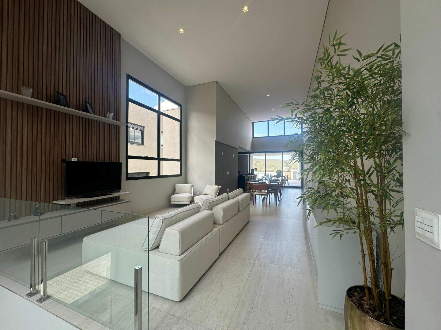 Casa à venda no Alphaville - Lagoa dos Ingleses: 