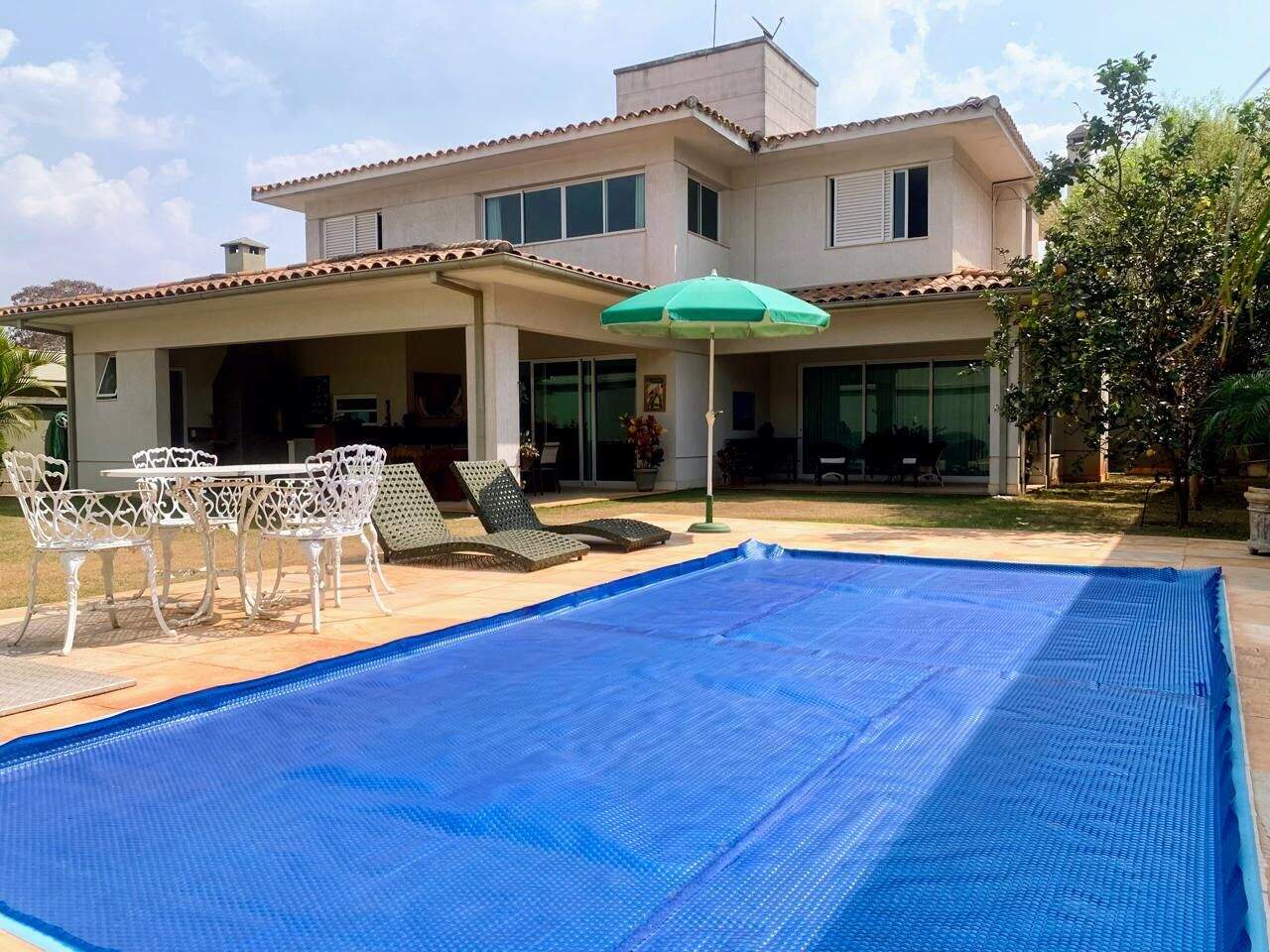 Casa à venda no Alphaville - Lagoa dos Ingleses: 