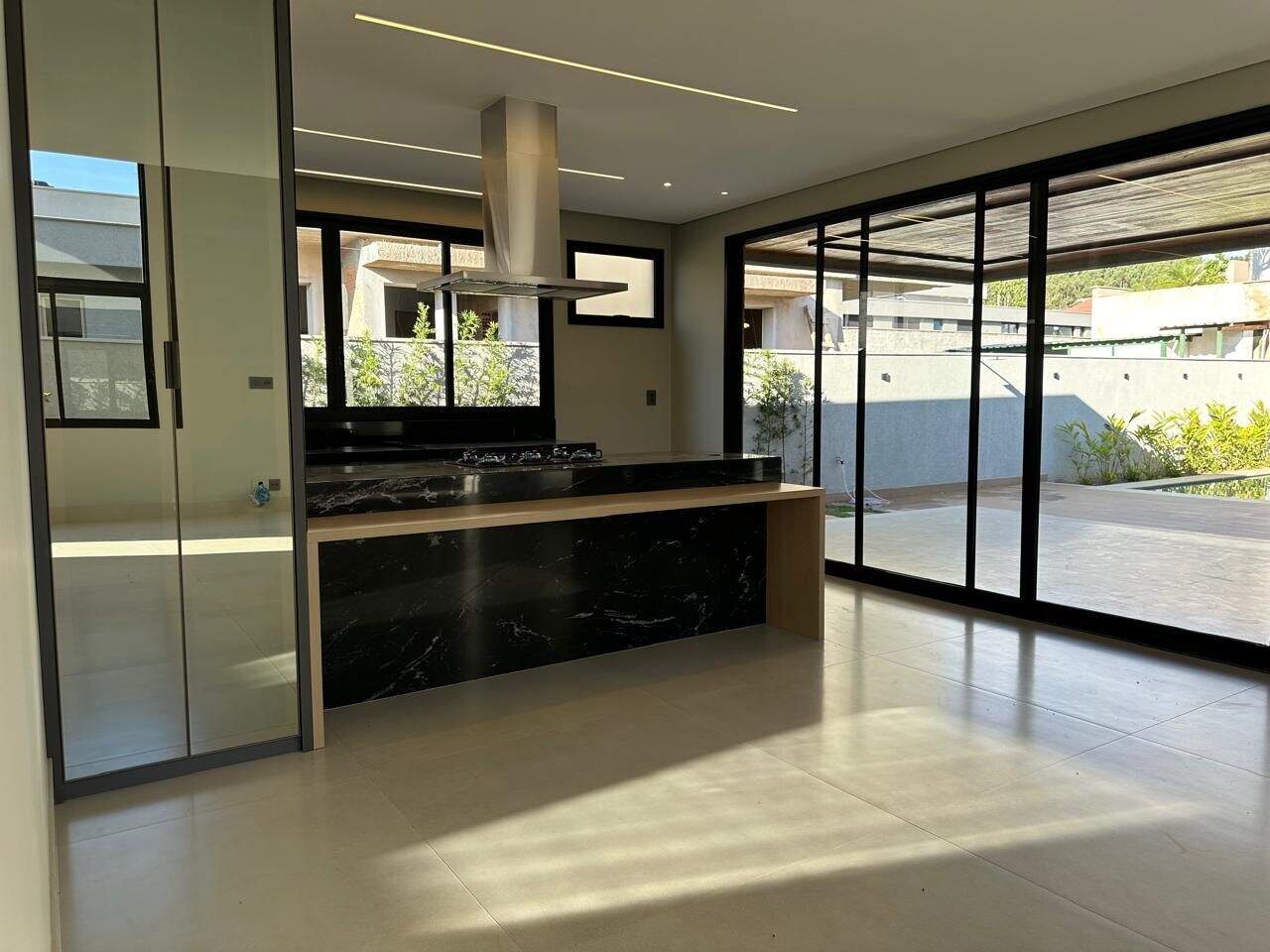 Casa à venda no Alphaville - Lagoa dos Ingleses: 