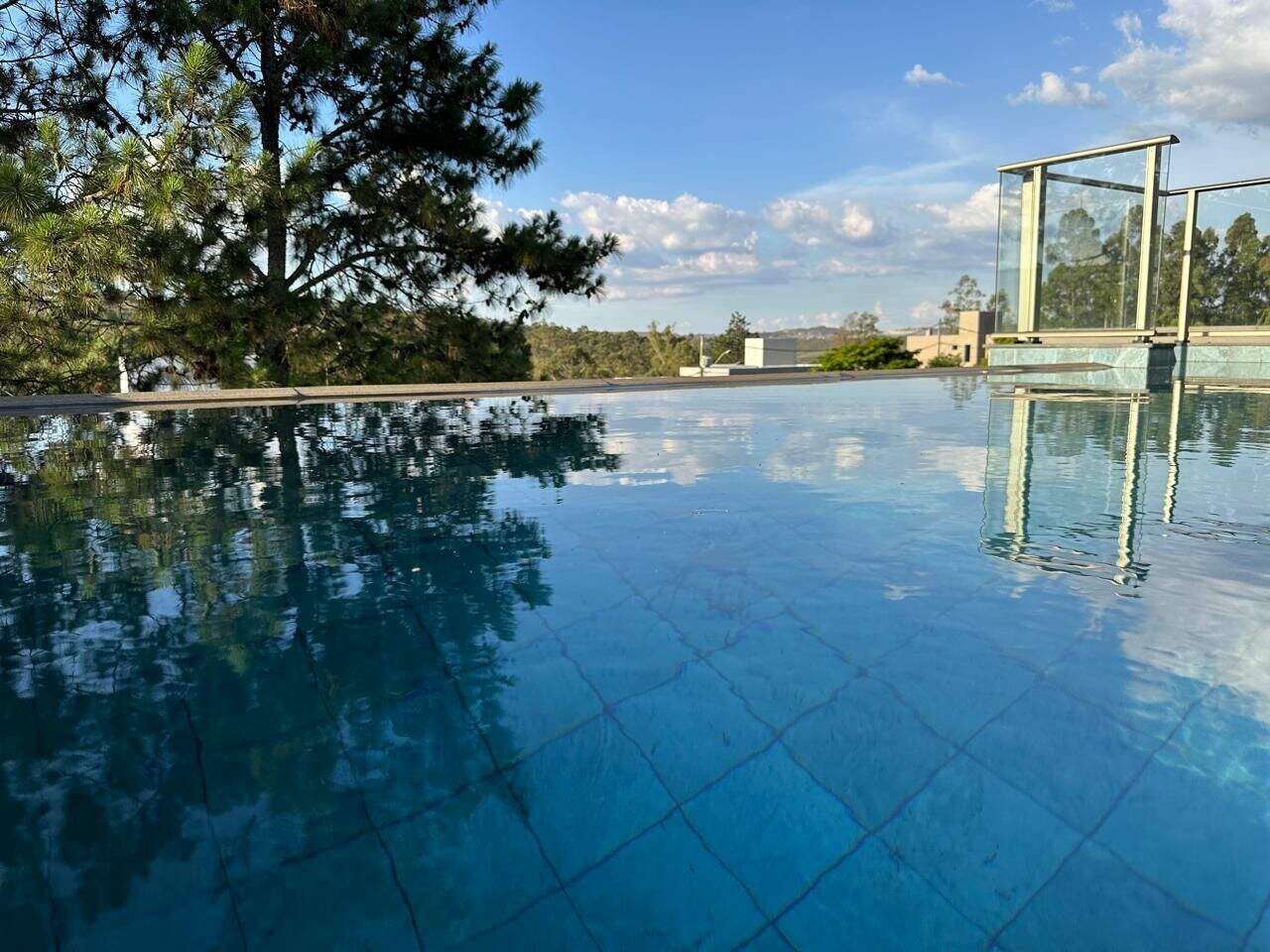 Casa à venda no Alphaville - Lagoa dos Ingleses: 