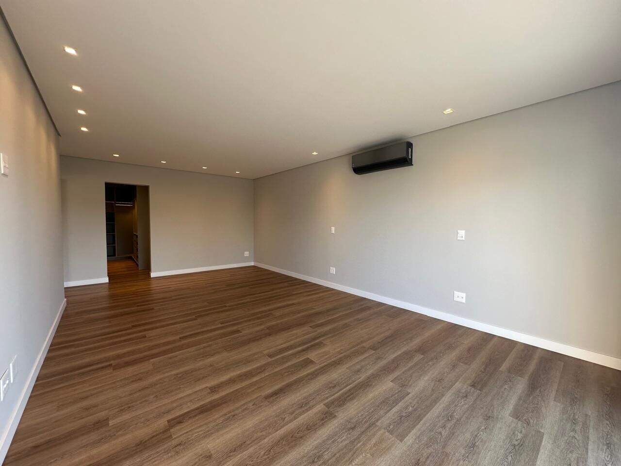 Casa à venda no Alphaville - Lagoa dos Ingleses: 