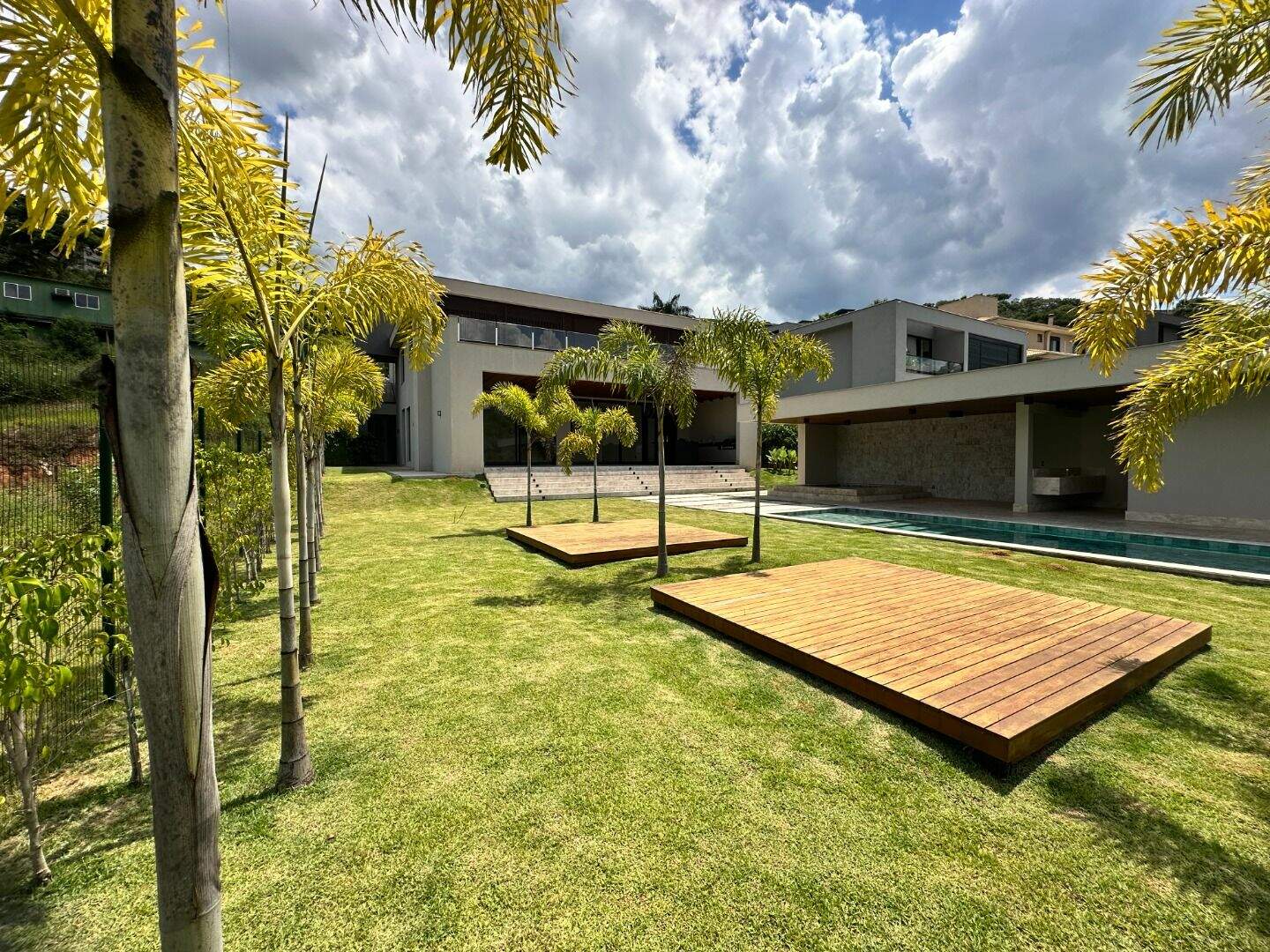 Casa à venda no Vale dos Cristais: Área externa