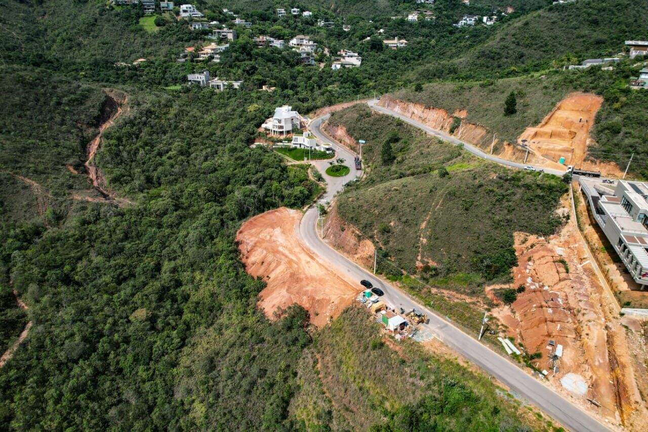 Terreno à venda no Vila Del Rey: 