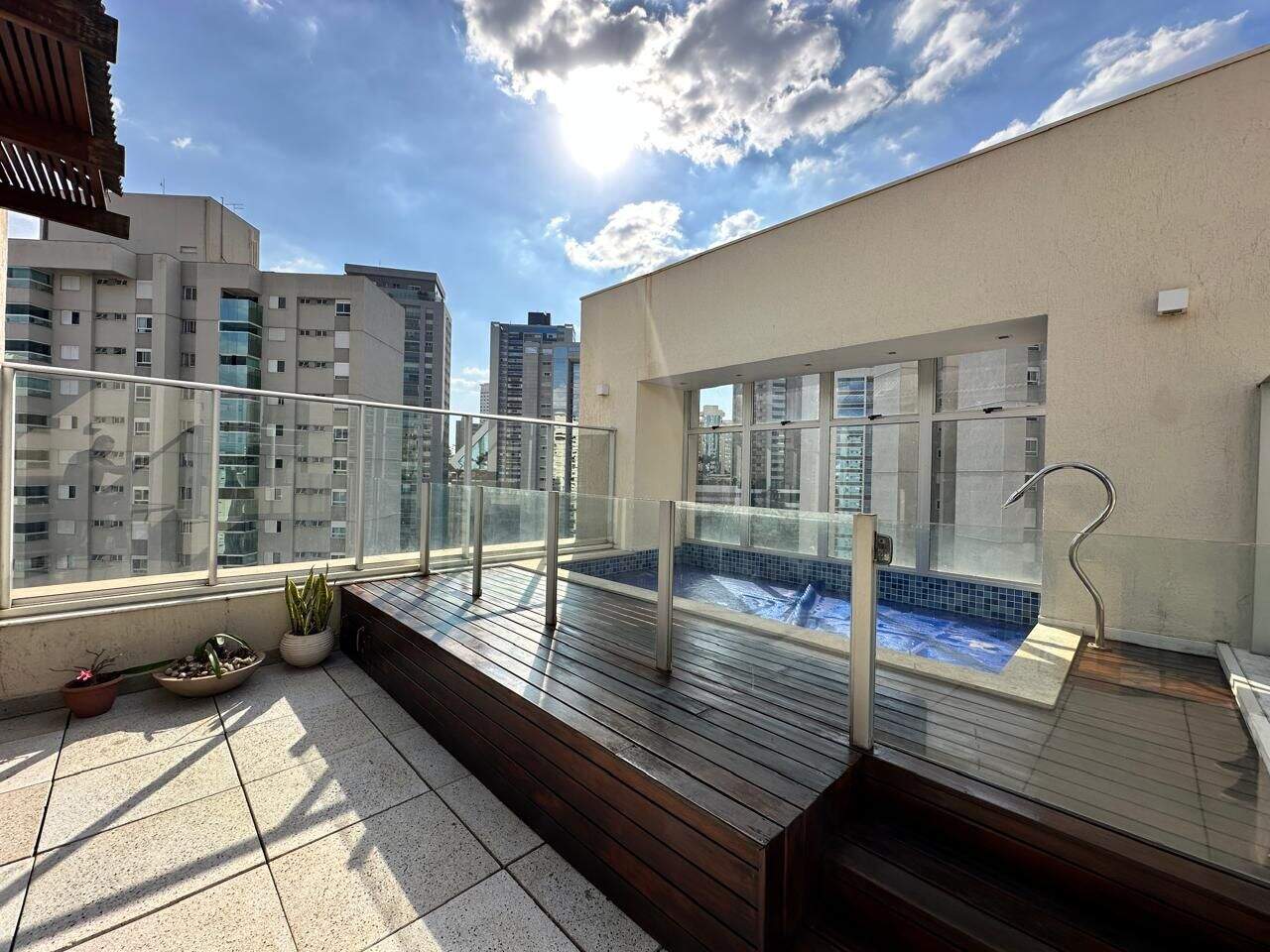 Apartamento à venda no Vila da Serra: 