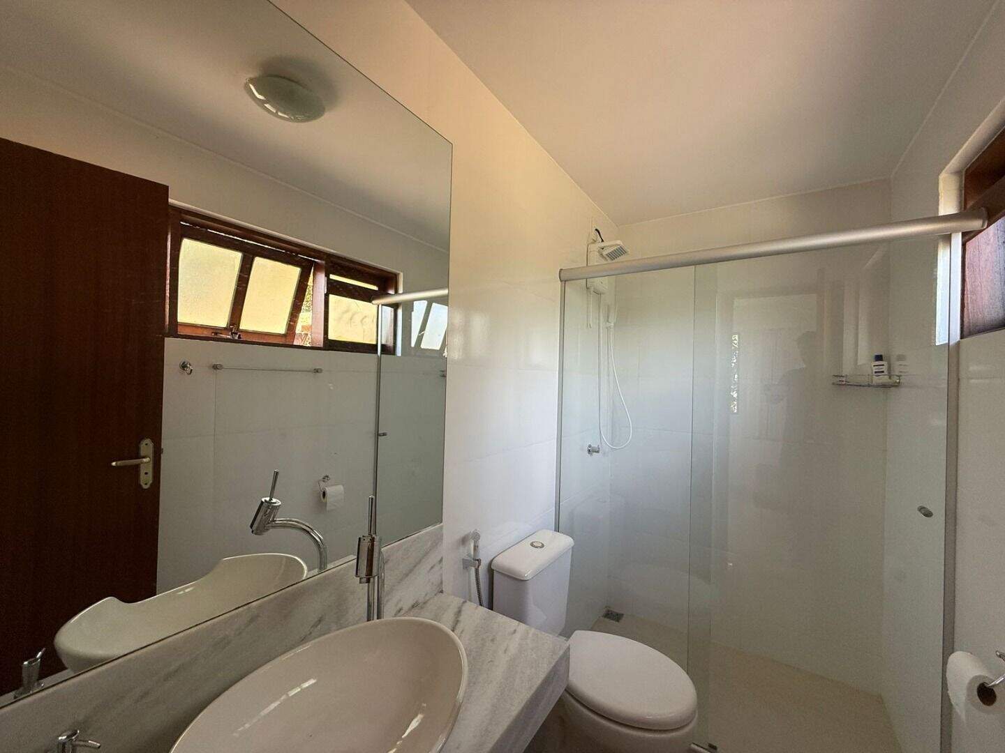 Casa à venda no Retiro Do Chalé: 