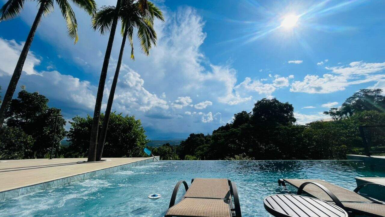 Casa à venda no Canto das Águas: 